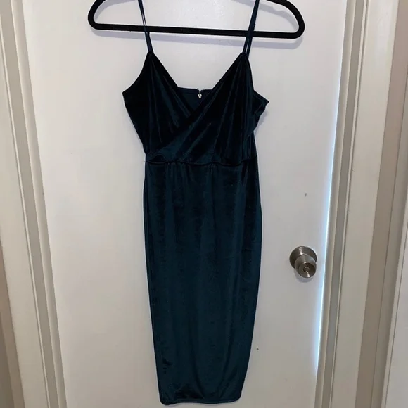 green velvet dress lulus Emerald Green Velvet Backless Midi Dress | Womens | XX-Small (Available in XS, S, M, L, XL) | 100% Polyester